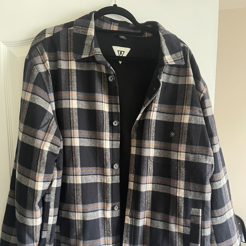VISSLA Men’s Shacket